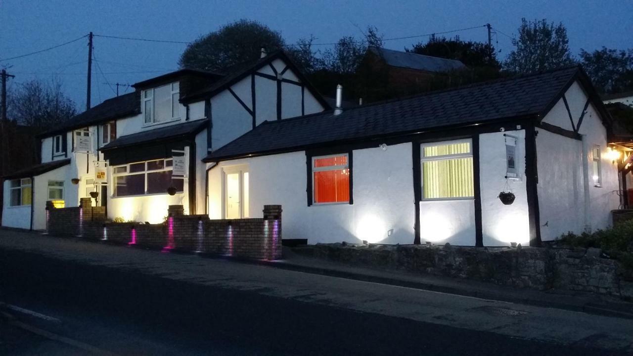 LlandeglaWelsh Row House公寓 外观 照片